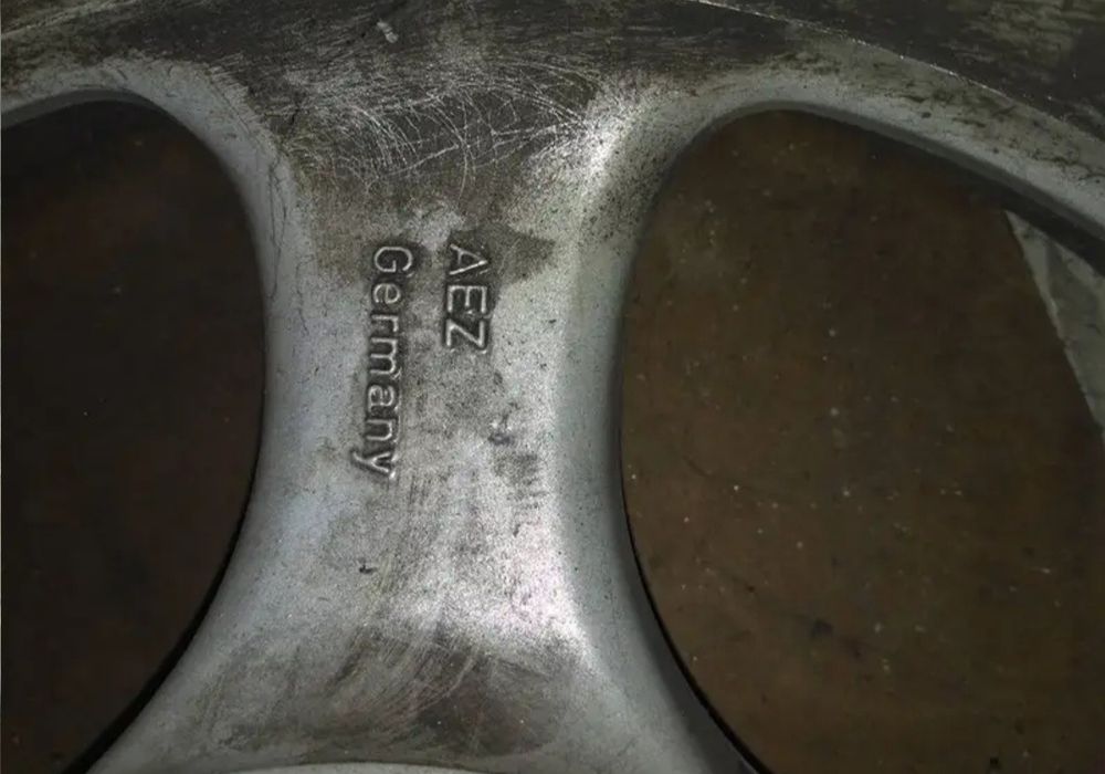 4 4 Jantes OEZ pneus 245/45 R16 semi novos