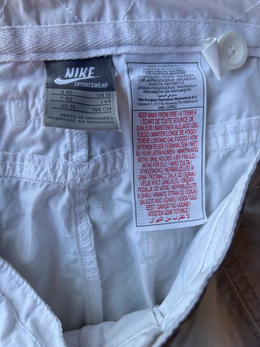 NIKE Sportswear _ Białe spodnie rybaczki 38-40