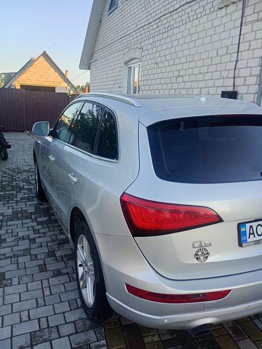 Продам Audi Q5 2012