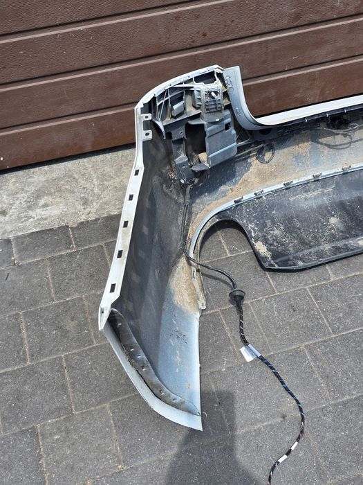 Zderzak tył tylny AUDI A4 B8 Kombi Avant LY9C 07-11 pdc