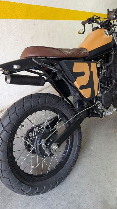 Vendo Yamaha DT 125 lc.