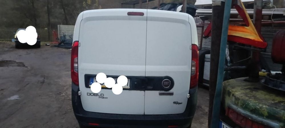 Fiat Doblo II  drzwi tylne skrzydelka boczne11-21 boczne