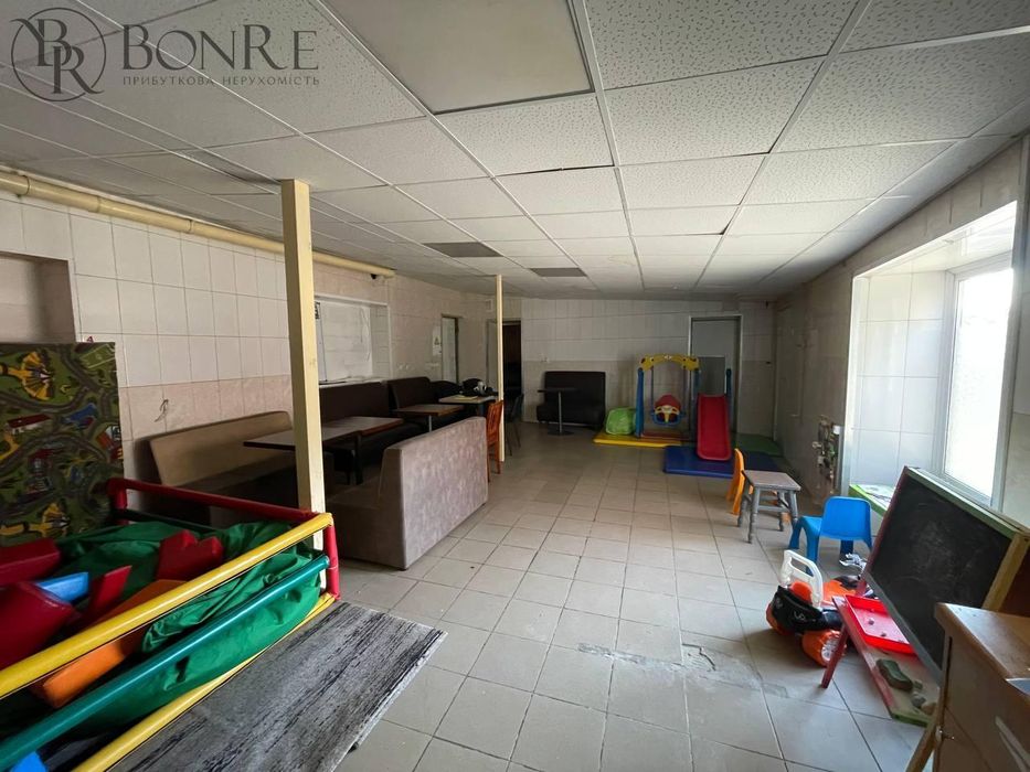 Оренда, Фасадні, Торгові та Офісні, Ромни, Соборна, 9-65м2