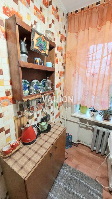 Продаж 1к квартири на вул. Набережно-Лугова 3, Подільський район Правий берег