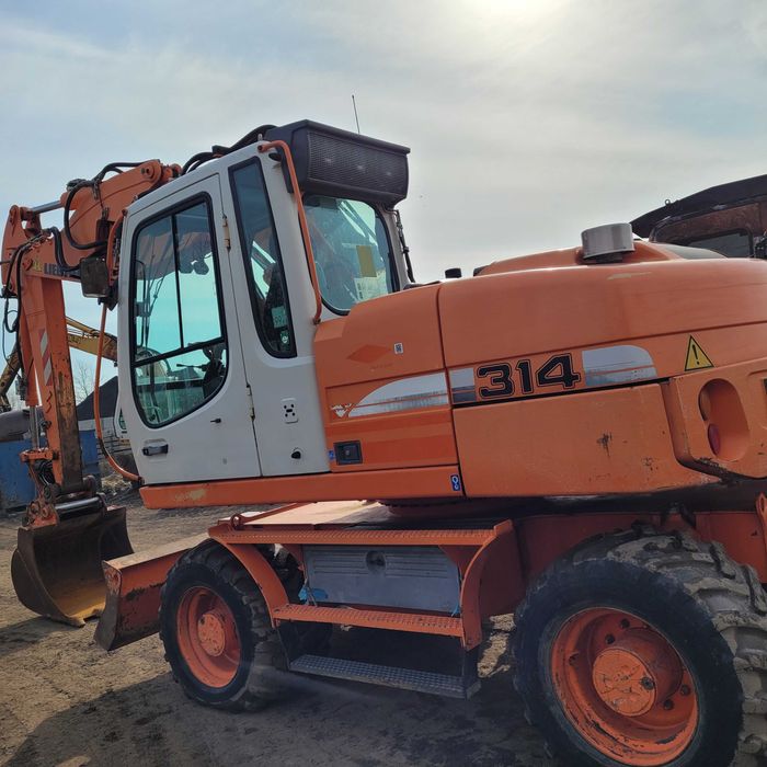 Liebherr 314 na części