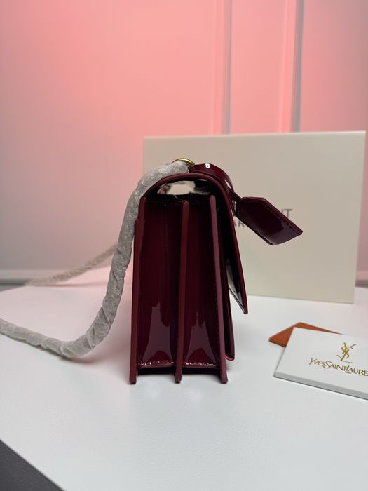 Сумка YSL Yves Saint Laurent Sunset Medium in Chain Bag in Burgundy