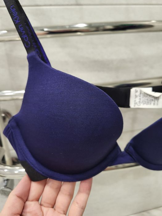 Новий бюстгальтер Calvin Klein 34A бюст CK