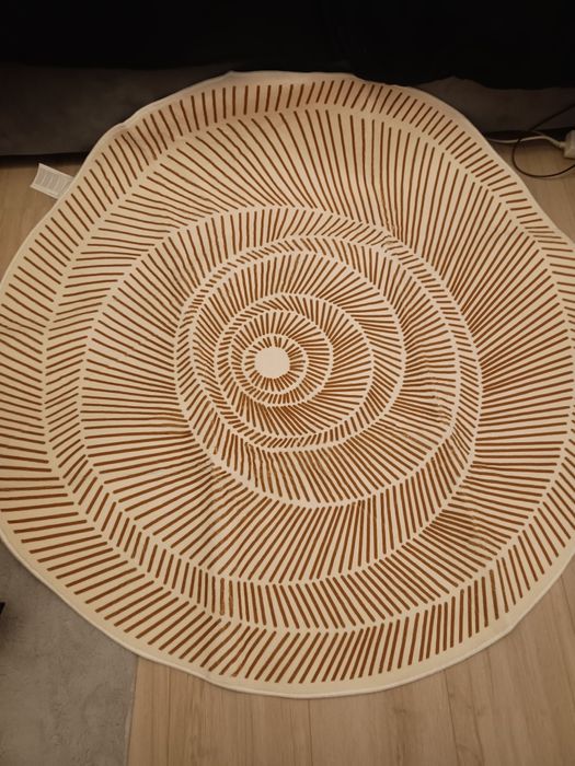Okrągły dywan 140 cm