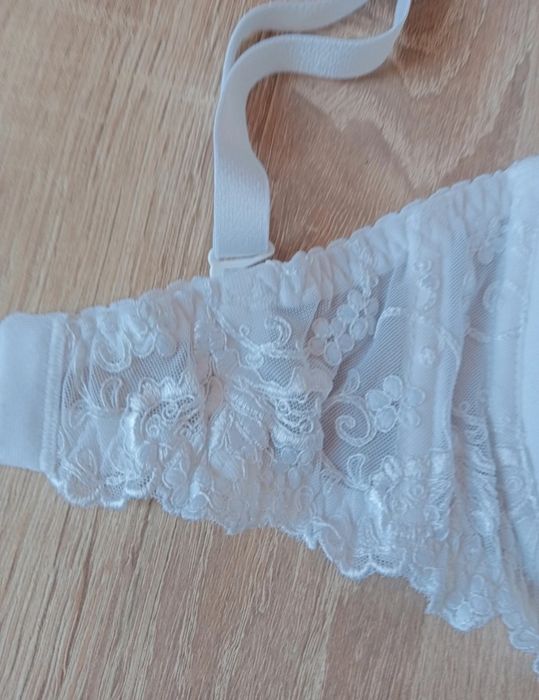 Biustonosz bardotka Ava 65 g