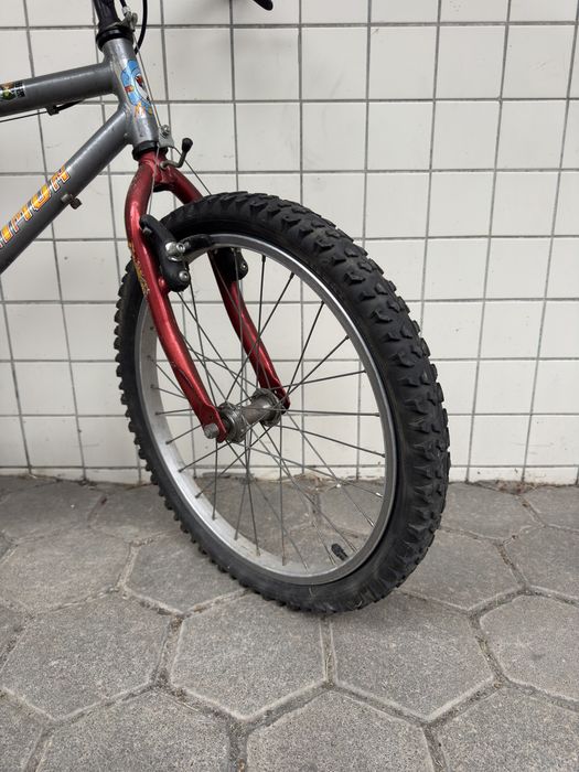 Bicicleta de criança 20” em bom estado – pronta a andar