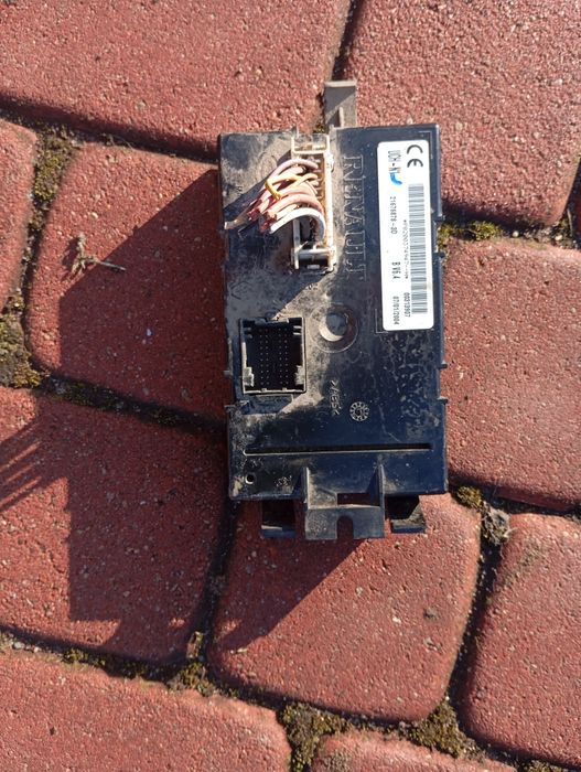 Moduł sterownik UCH Vivaro Trafic 1,9 Diesel Oryginał