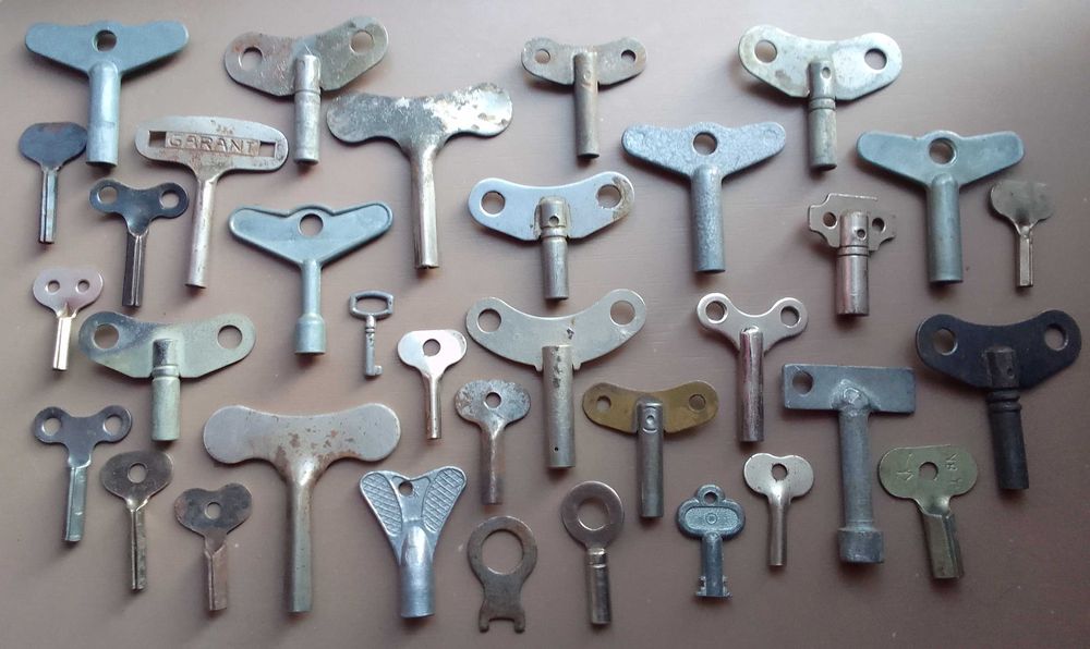 Часы настенные Каминные Старинные часы - Ключ заводной для механики