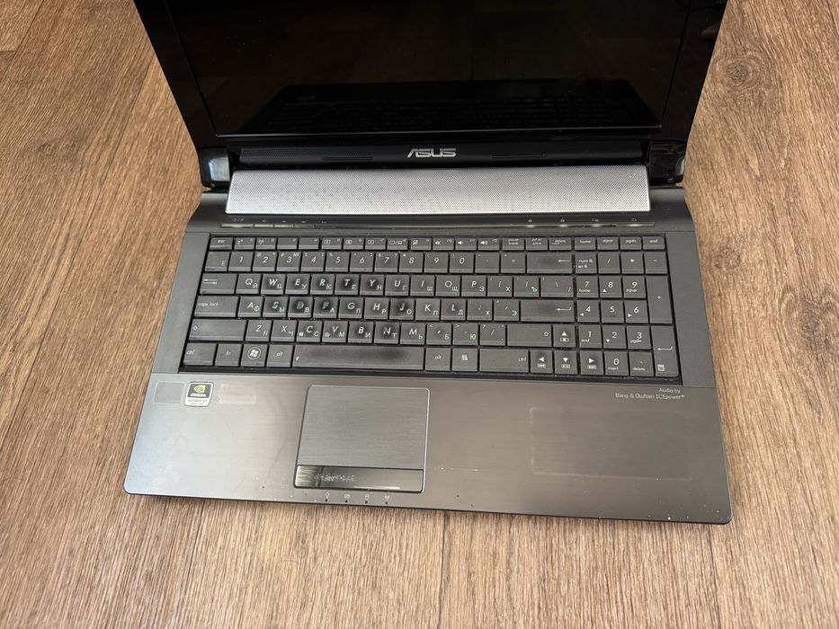 Ноутбук Asus n53