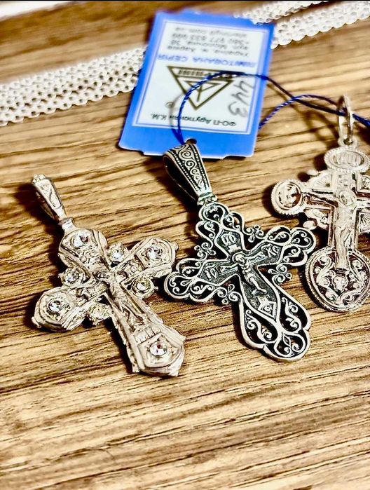 Серебряные крестики, цепочки 925 пробы. новые.