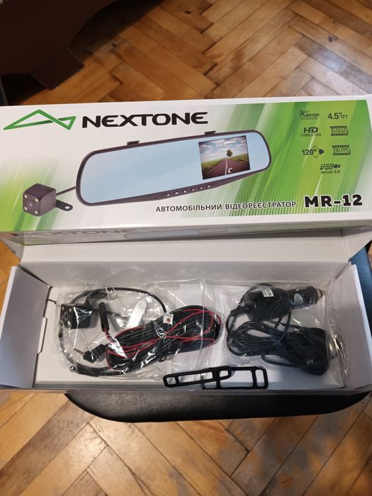 Видеорегистратор зеркало Nextone MR - 12
Видеорегистратор зеркало Next