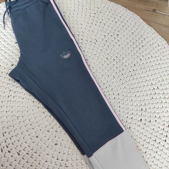 HIT!Spodnie Adidas szaro niebieskie rozm S-M-L