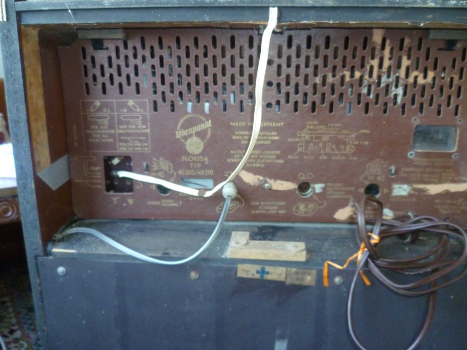 Móvel FLORIDA STEREO anos 50 Origi Alemanha radio gira-discos FUNCIONA