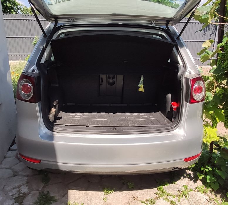 Автомобіль Golf plus 2010