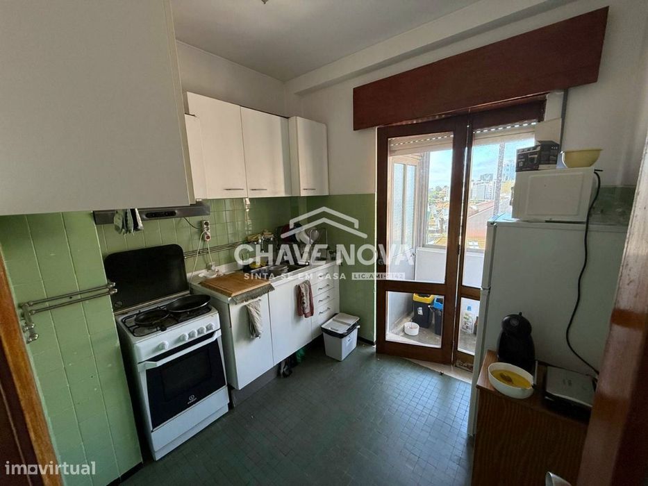 T2 c/ Varanda próximo ao Palácio de Cristal, Porto