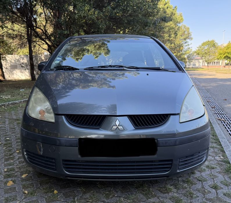 Mitsubishi Colt 1.1  Gasolina — photo 4