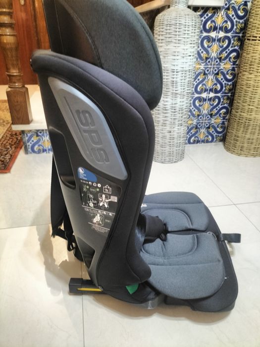 Cadeira de bebe nova