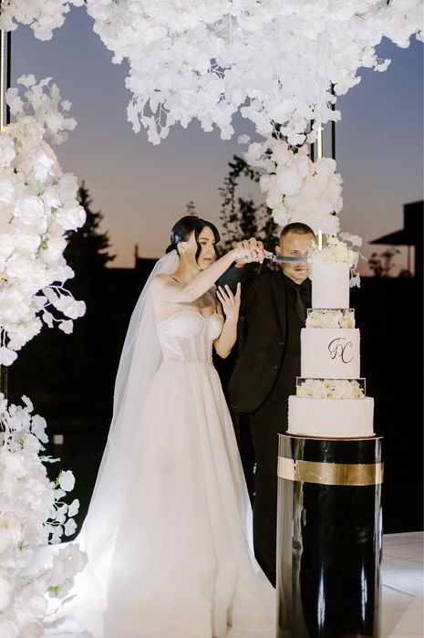 Весільна сукня