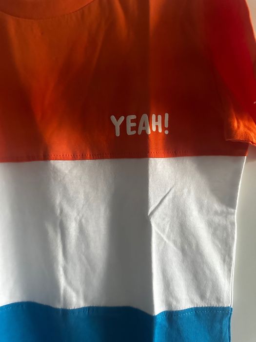 T-shirt chłopięcy ze Smyka rozmiar 128