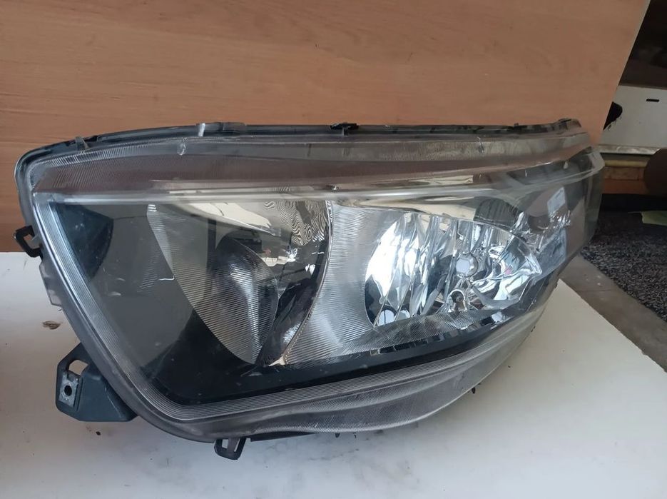 iveco daily iv 14- lampy przednie prawa lewa 5801473749 5801473750