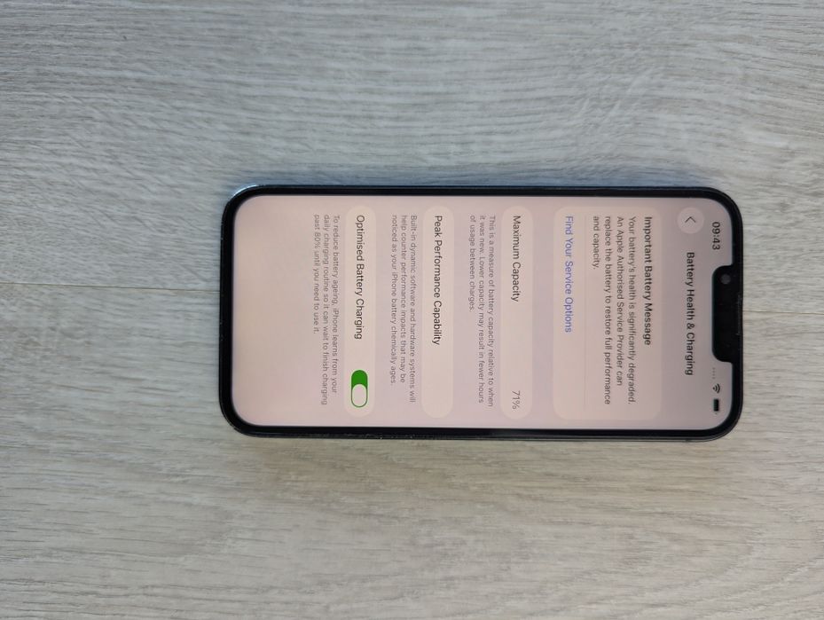 Iphone 13 traseira partida