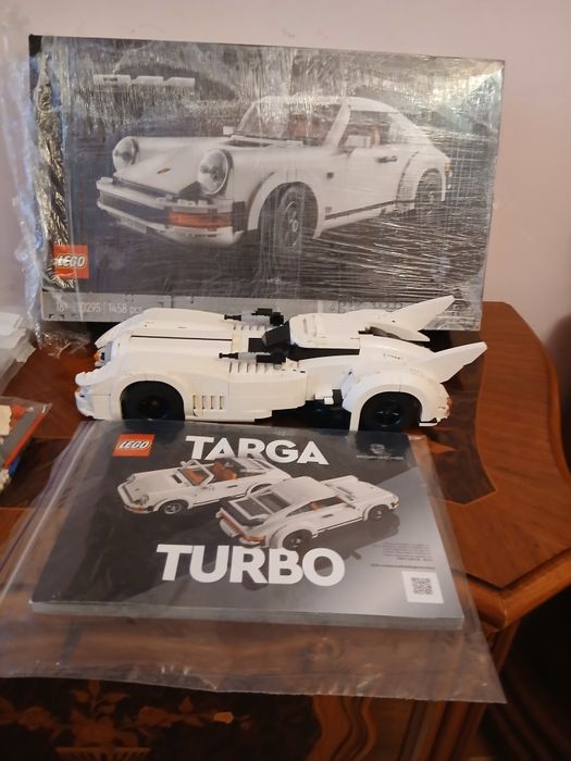 LEGO 10295 Porsche 911 Batmobile