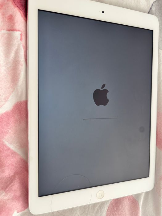 iPad Air 32GB Wi-Fi — Ecrã Impecável (Testado e a Funcionar)