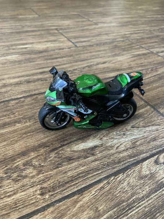 Коллекционный 1:16 спортивный инерционный мотоцикл свет звук