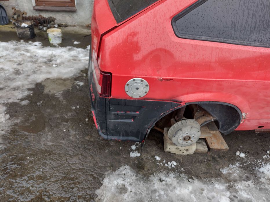 бампер задній ваз 2108  Avr