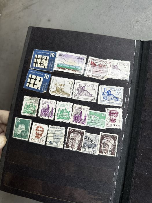 Klaser ze znaczkami pocztowymi PRL i zagranica Vintage Kolekcja