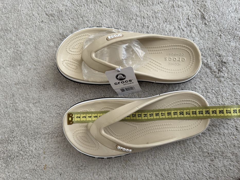 крокси Crocs Bayaband Flip M8- W10 39-40р. (25см) бежеві