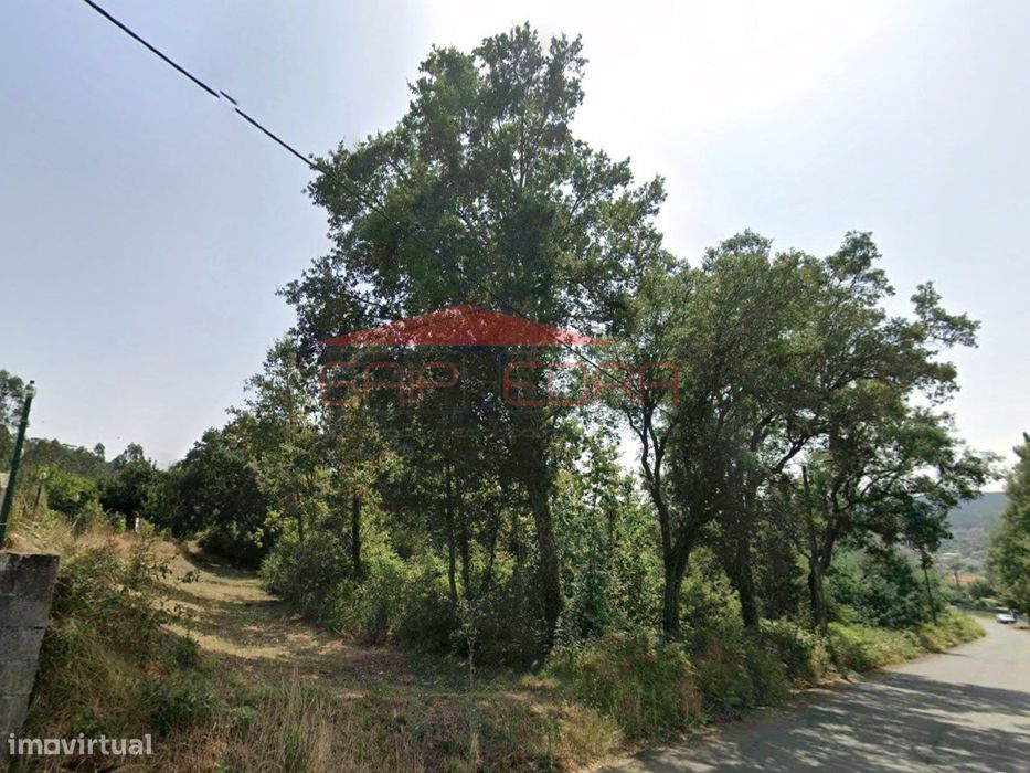 Terreno a 28 € o m2  em Oliveira Azeméis