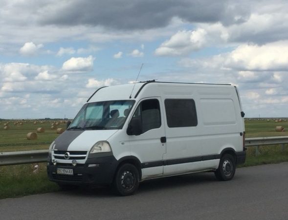 Пасажирські та грузові перевезення