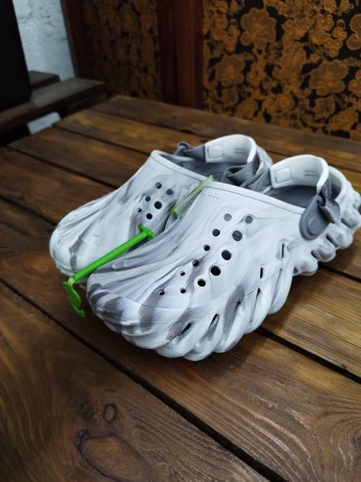 Знижки до 30%. Оригінальні Крокс. Розпродаж складу. Crocs Echo clog.