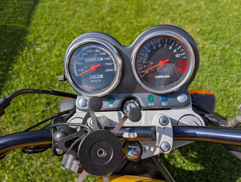SUZUKI GS 500 2005 r.