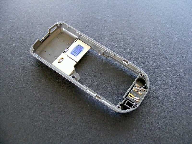 Korpus Nokia 8800 (nowy ze złączem ładowania)