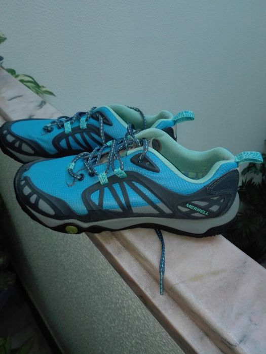 Ténis adidas e nike
