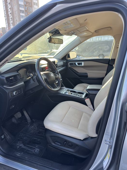 Продам Ford Explorer XLT