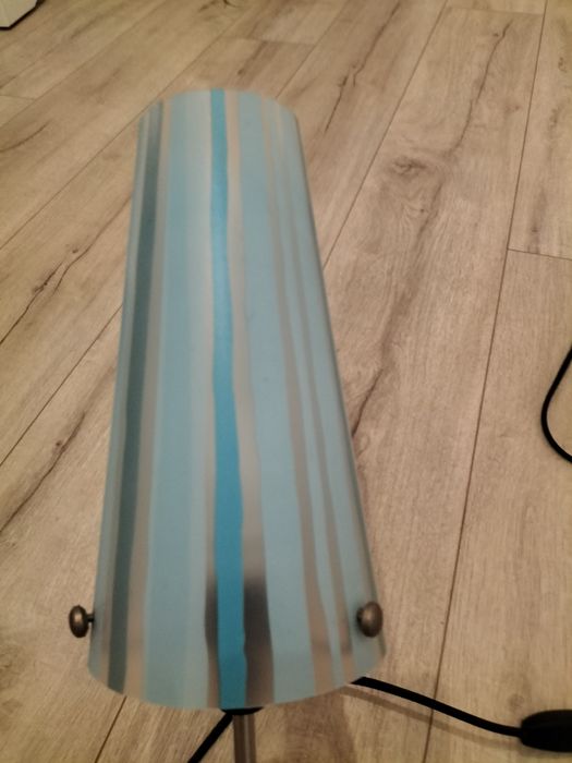 Lampka nocna w paski