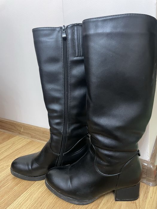 Чоботы зимние в харошем состояни