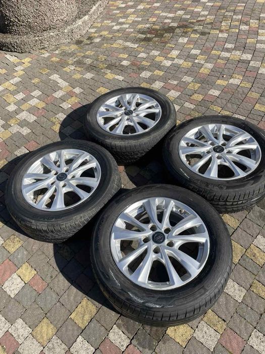 Диски R16 5/114.3 nissan з літніми шинами
