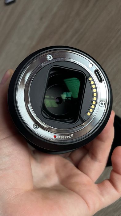 Ідеальний, майже новий Обʼєктив 7artisans 85mm f1,8 Sony full frame + фільтри в подарунок