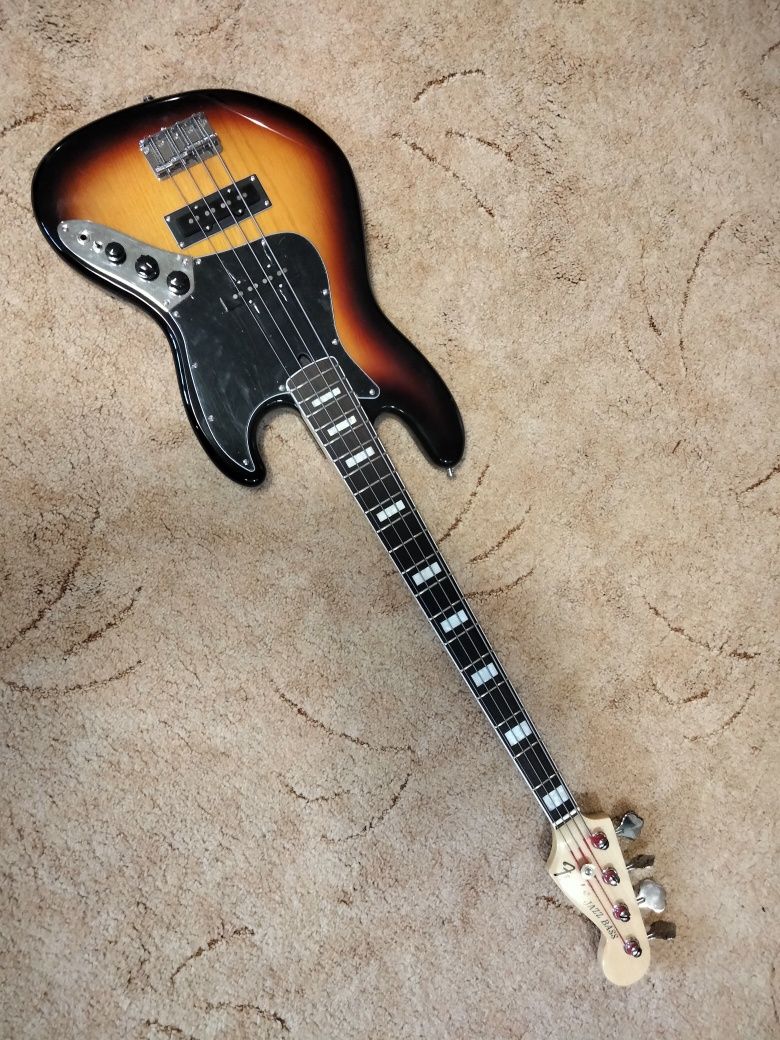 Бас гітара типу Fender jazz bass: 15 500 грн. - Бас-гітари Солонка на Olx