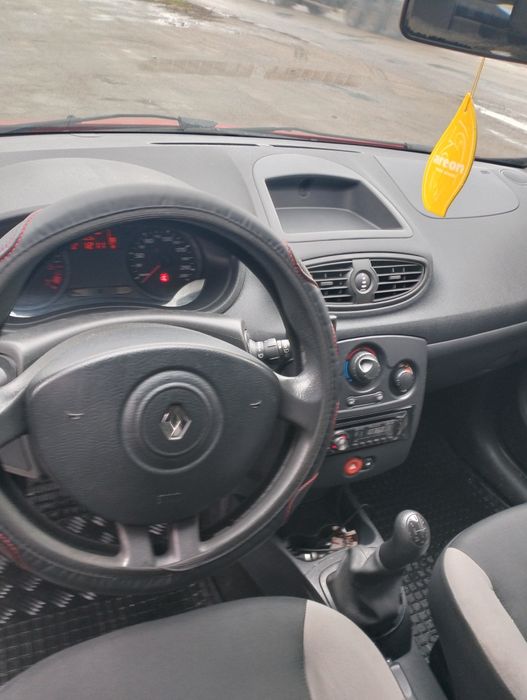 Renault Clio 1.2,хетчбек
