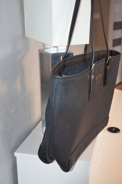 Tommy Hilfiger torebka