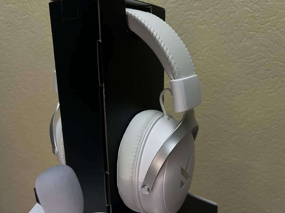 MCHOSE V9 PRO навушники ігрові білі чорні безпровідні